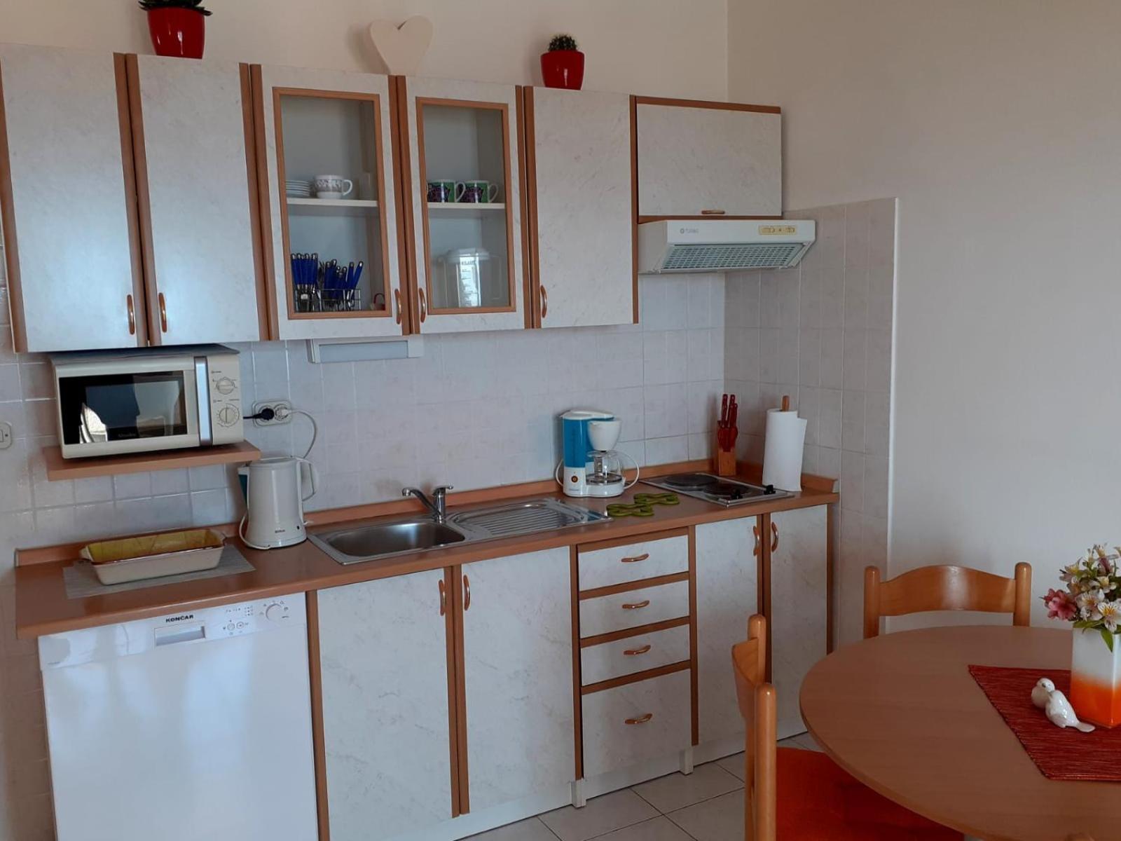 Apartments Borovina Бол Екстер'єр фото